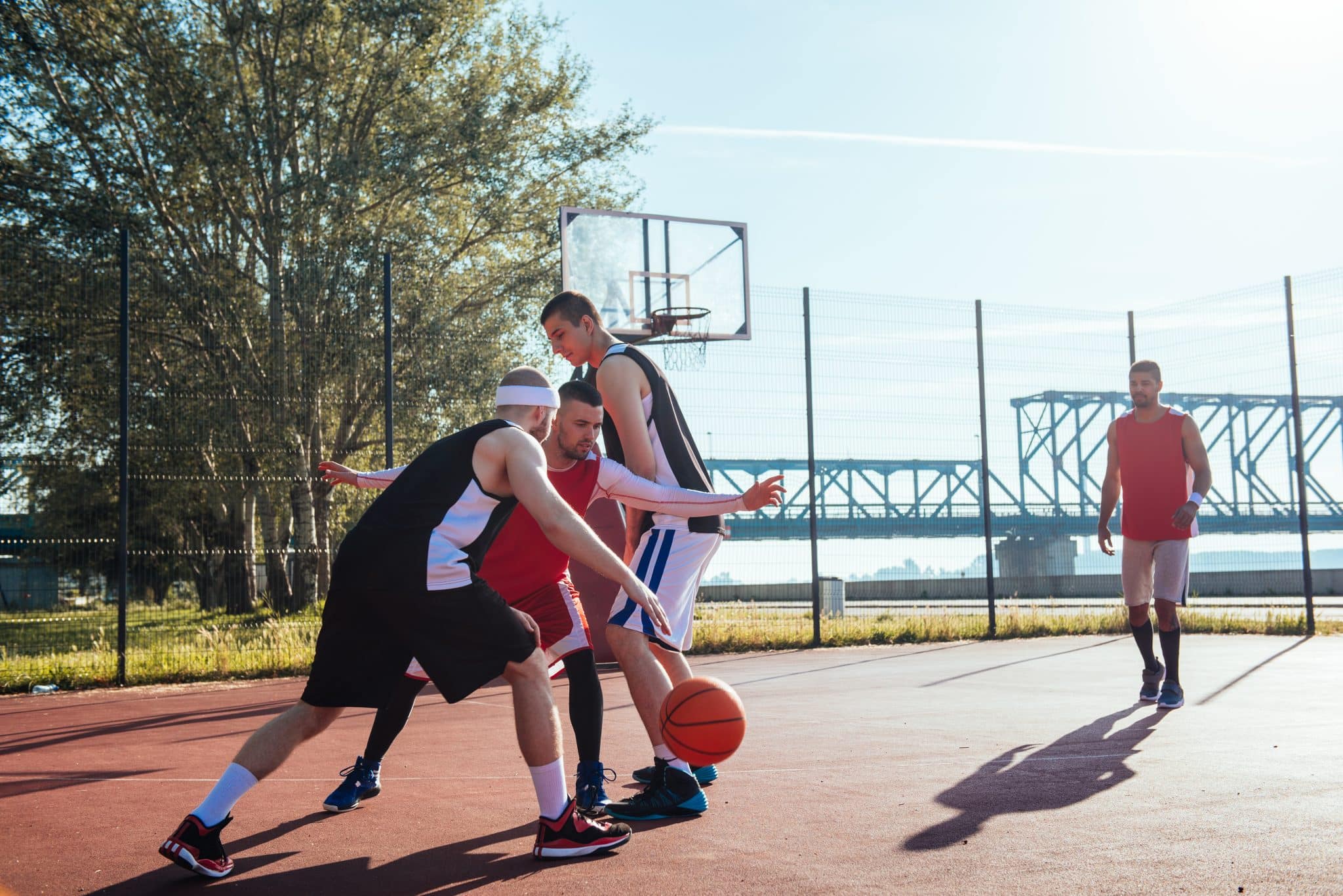 Comment utiliser efficacement le dribble crossover en basket